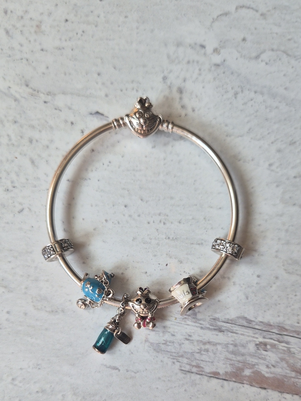 disney pandora alice in wonderland bracelet + charms